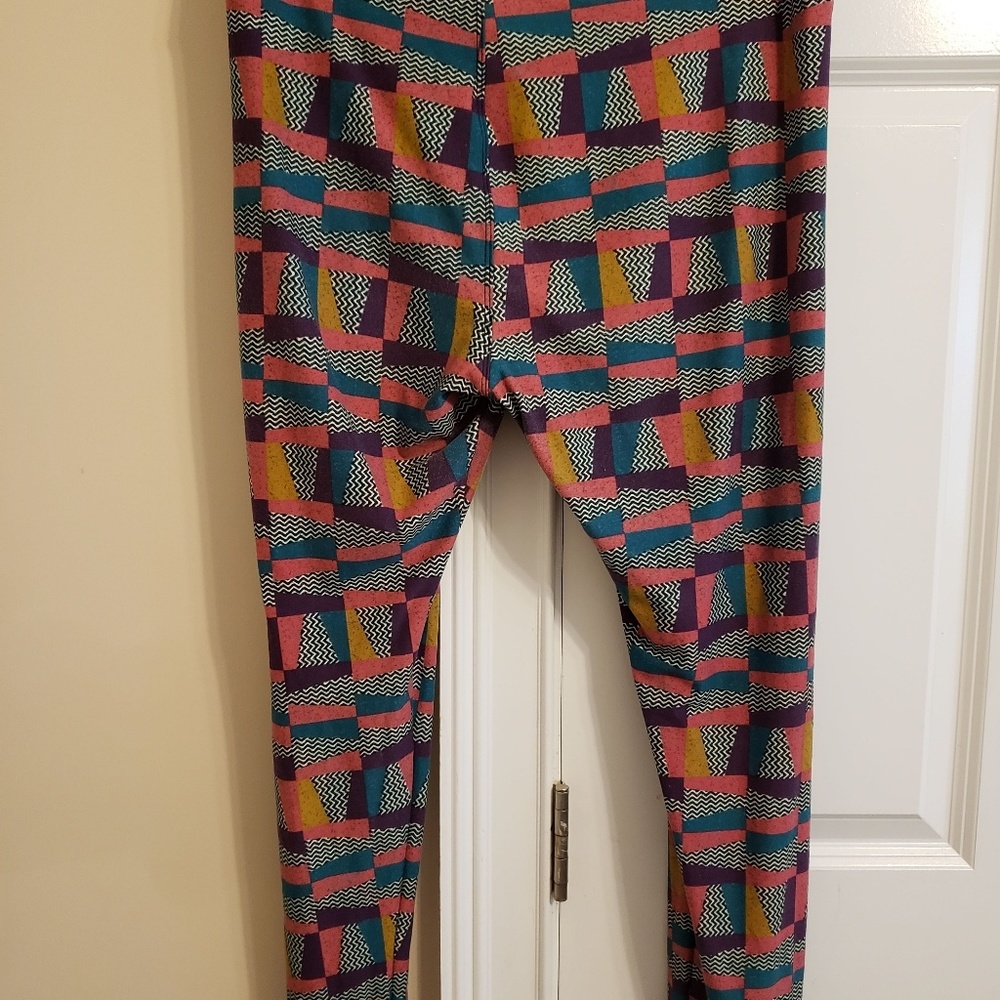 Funky Pattern TC LuLaRoe Leggings
